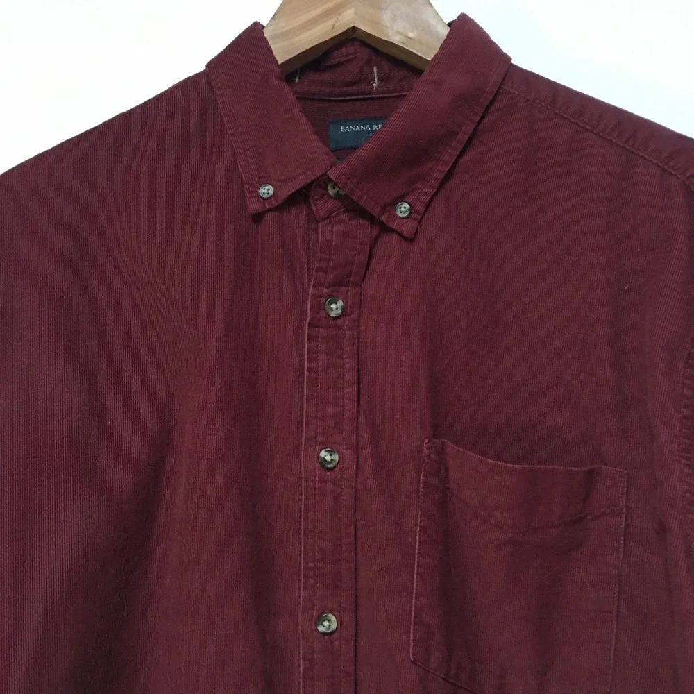 Banana Republic Men XL Shirt Red Corduroy Slim Fit Button 90s Y2K Preppy Holiday